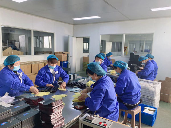 膏藥加工如何代加工？膏藥貼牌廠(chǎng)家這樣選不會(huì)錯(cuò)