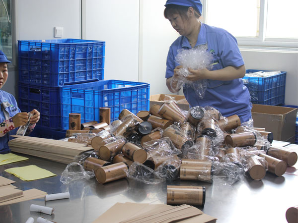 找膏藥貼加工廠代生產(chǎn)膏藥優(yōu)勢，膏藥oem代加工的費用是多少